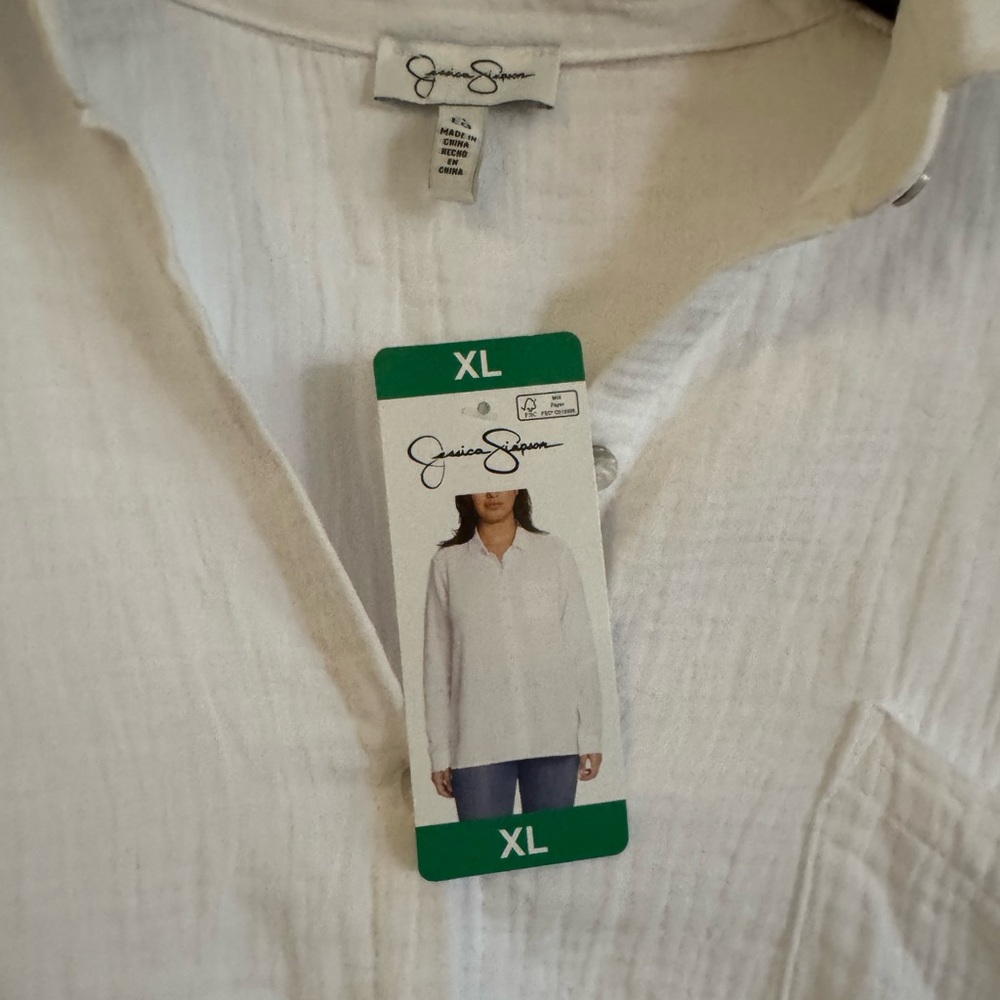 NWT Jessica Simpson Classic White Blouse - Picture 2 of 7